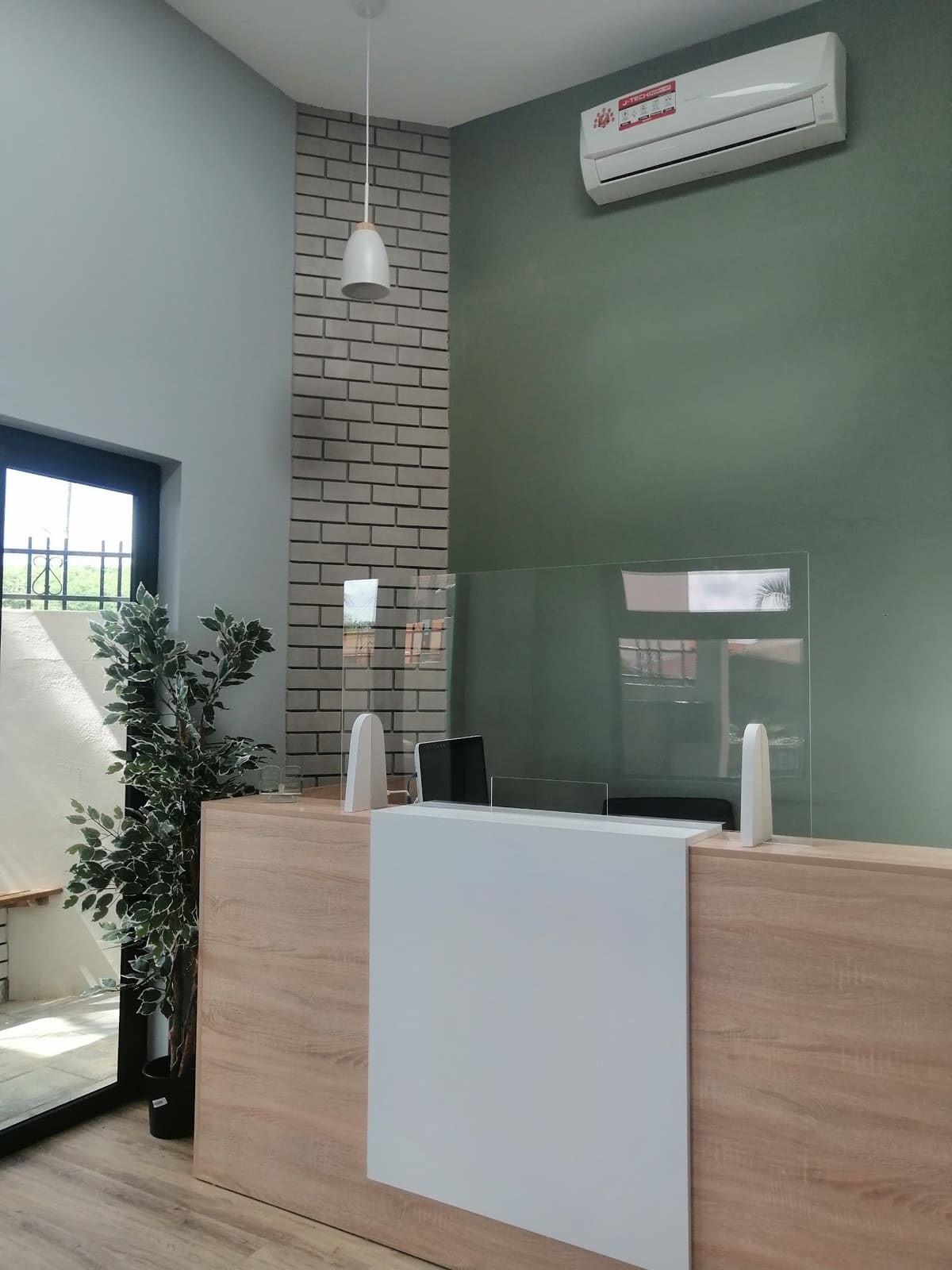 G&R Dental