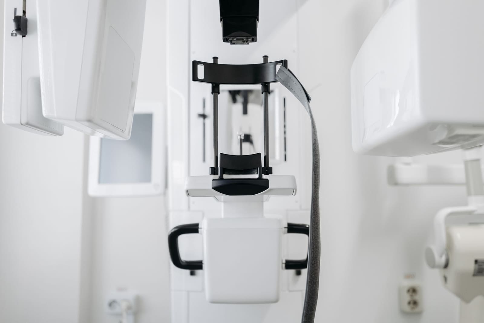 Dr Ved POORUN Oral & Maxillofacial surgeon