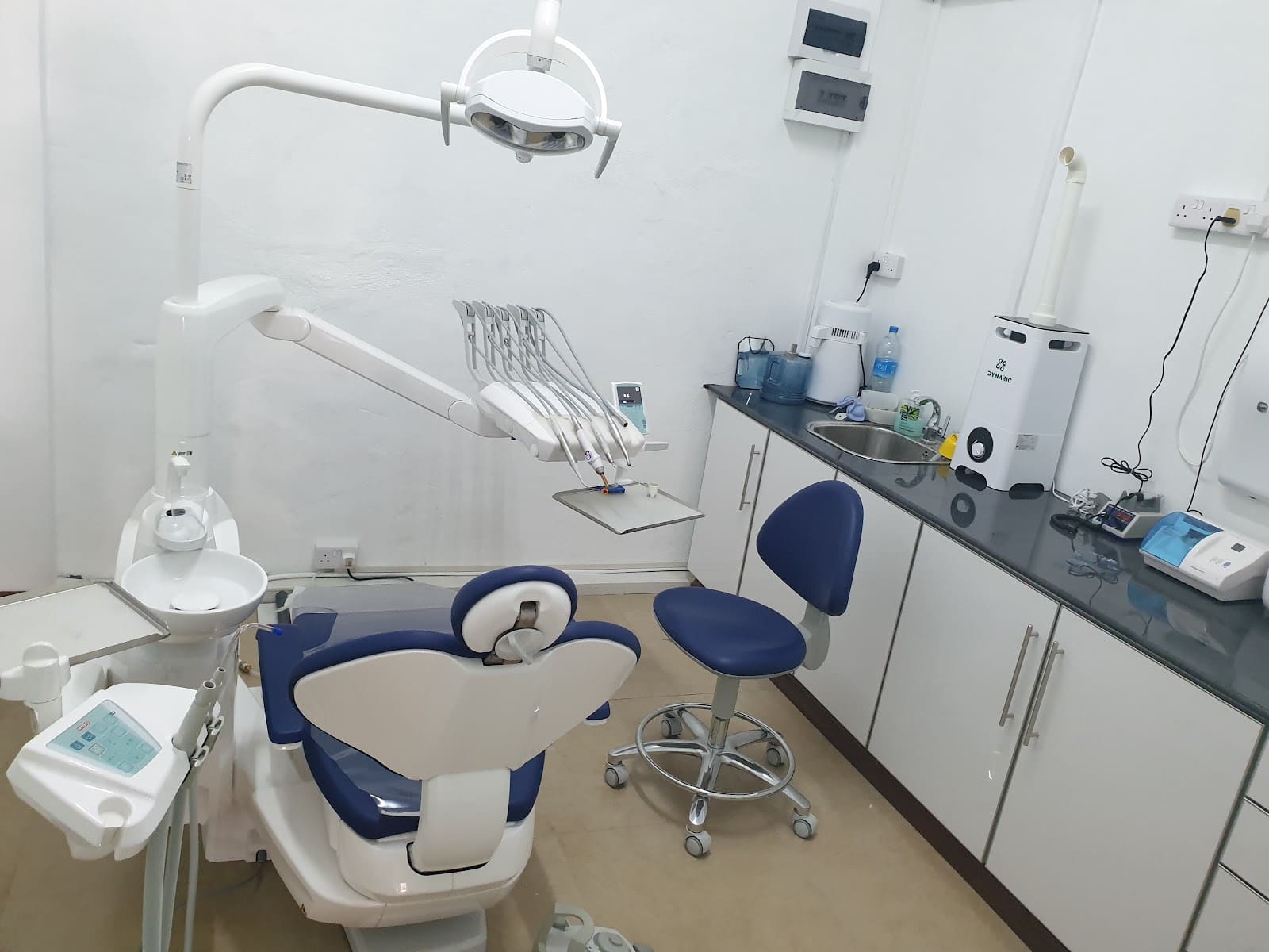 Smile Hub Dental Clinic