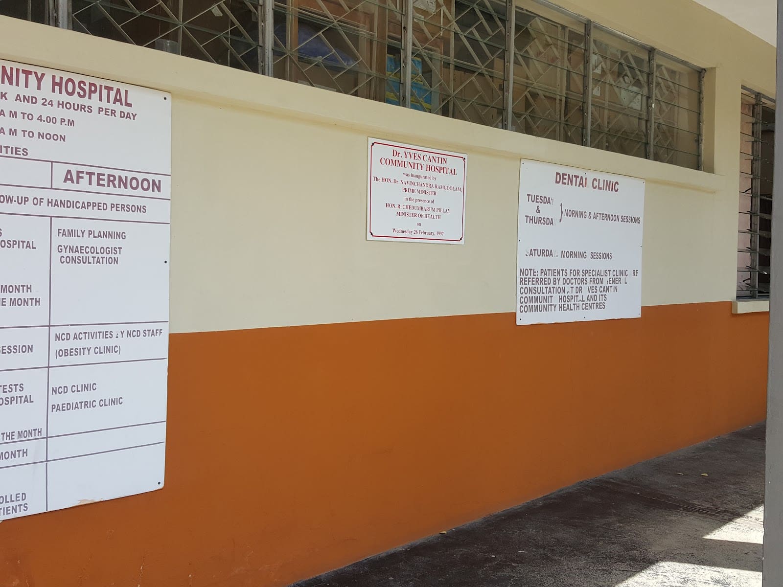 Dr Yves Cantin Community Hospital