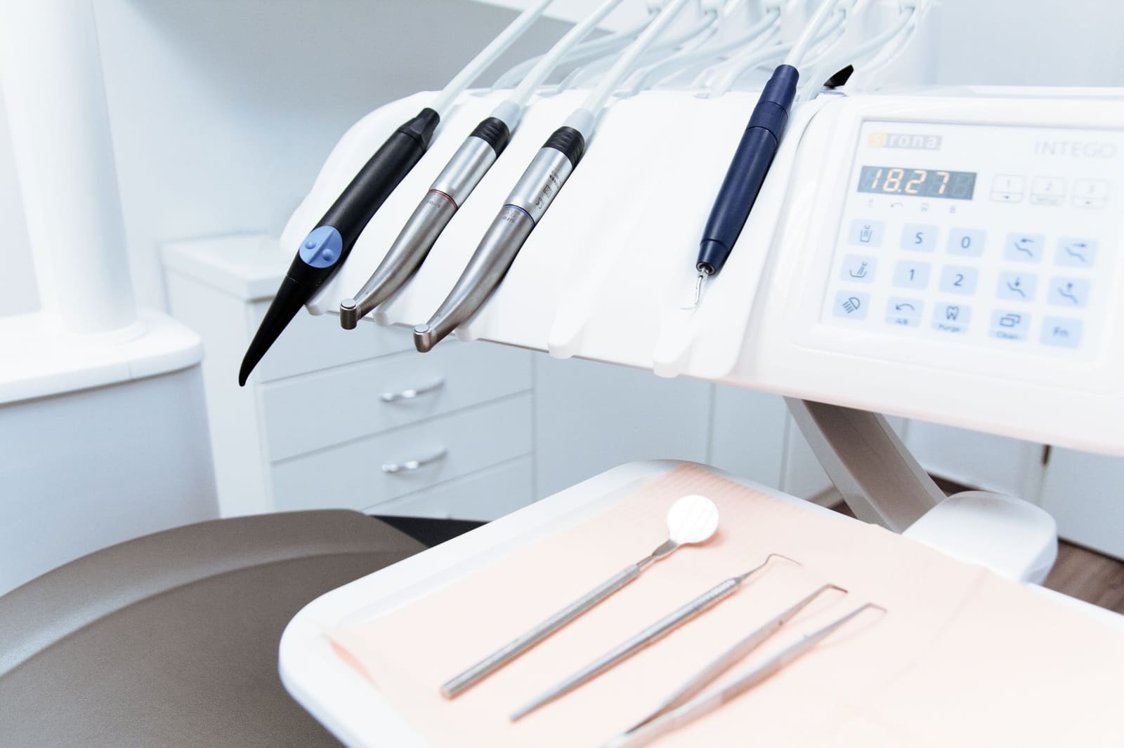 DenTech — Dentists