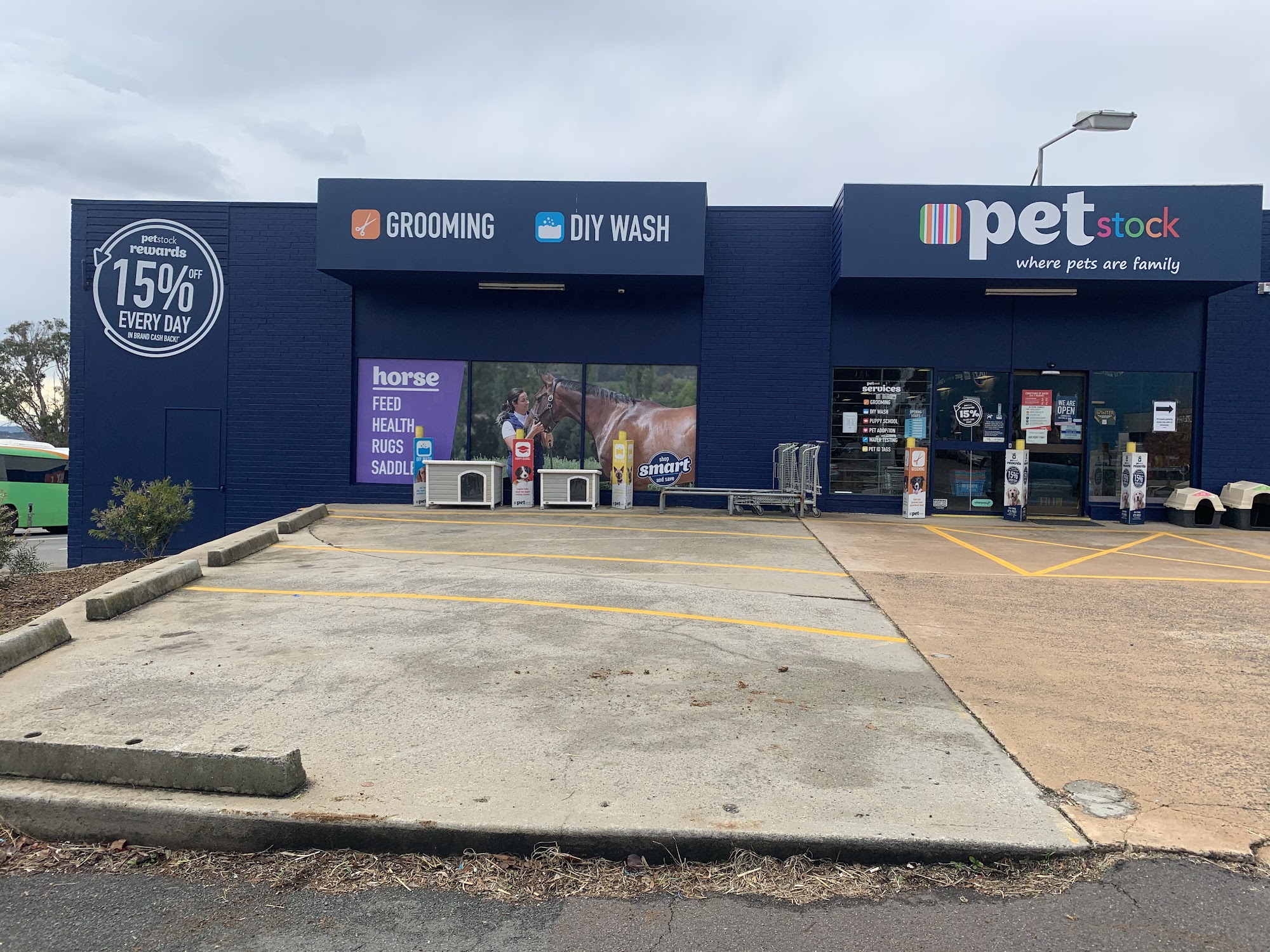 Petstock Belconnen — Pet Groomers