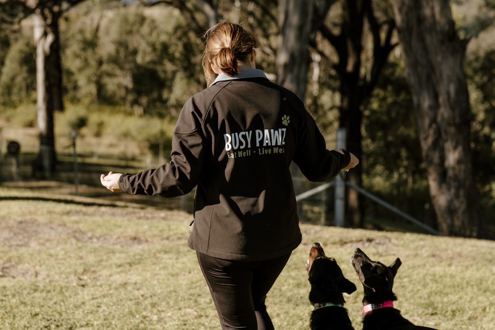 Busy Pawz — Pet Groomers