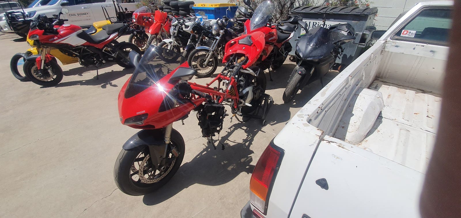 D Moto Motorcyle Engineering