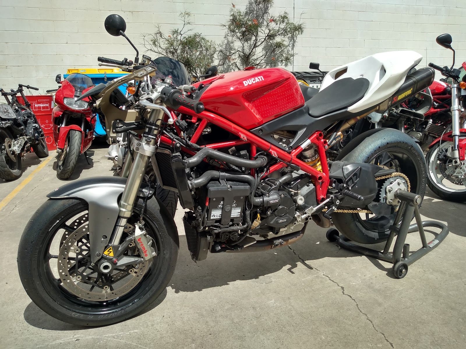 D Moto Motorcyle Engineering