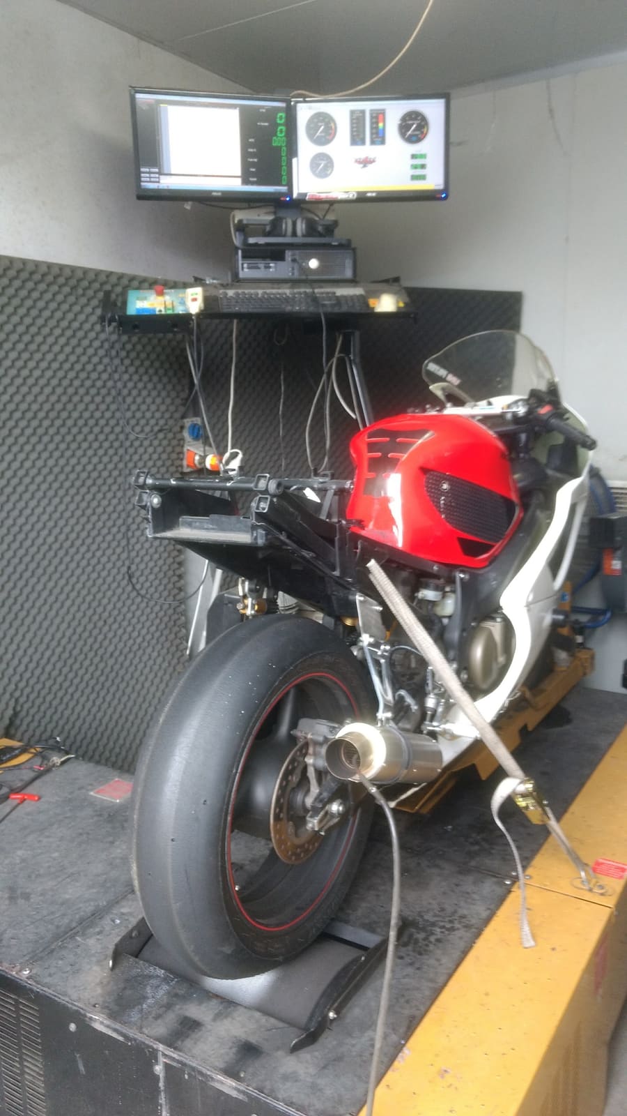 D Moto Motorcyle Engineering