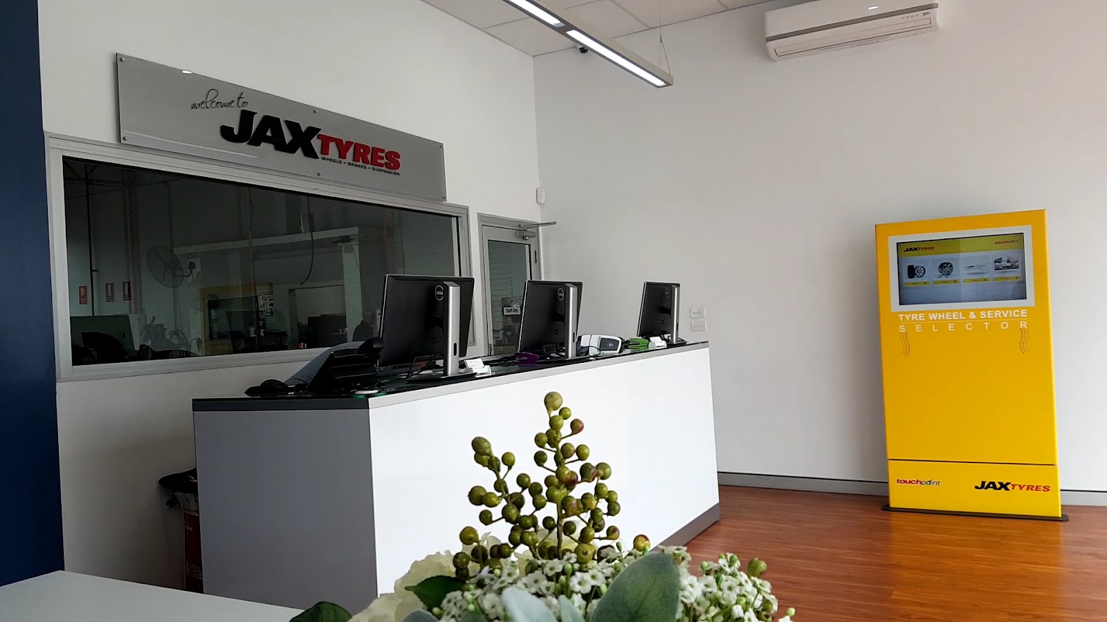 JAX Tyres & Auto Fairy Meadow
