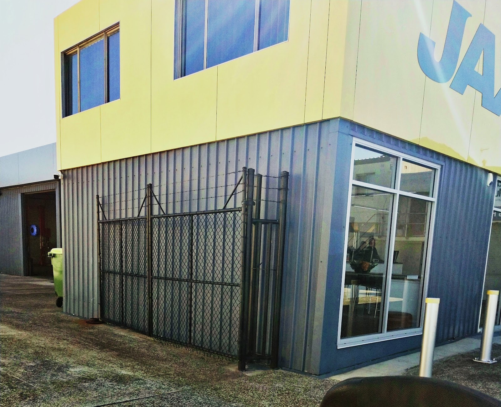 JAX Tyres & Auto Fairy Meadow