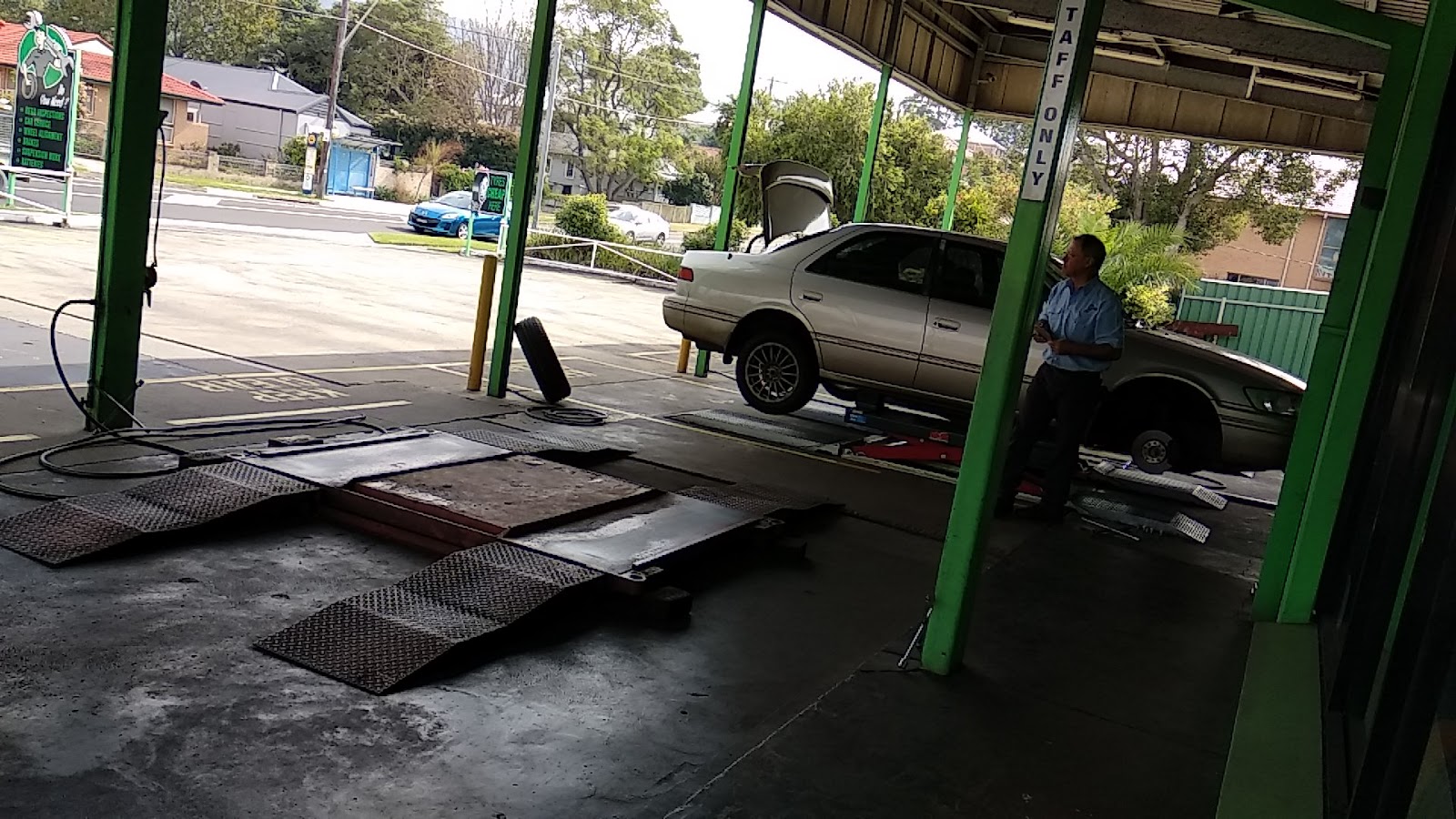 Blair's Tyres