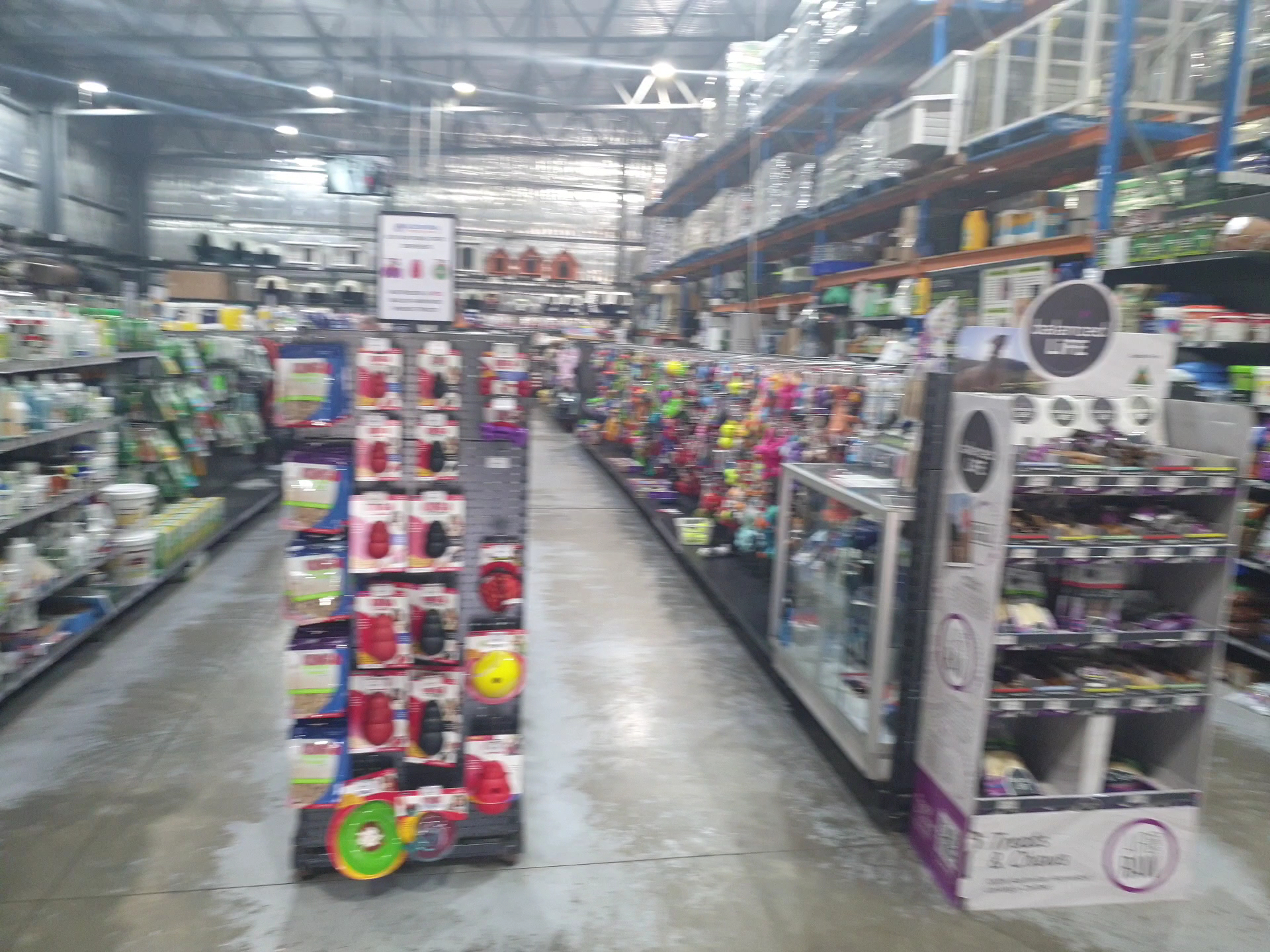 Woonona Petfood & Produce