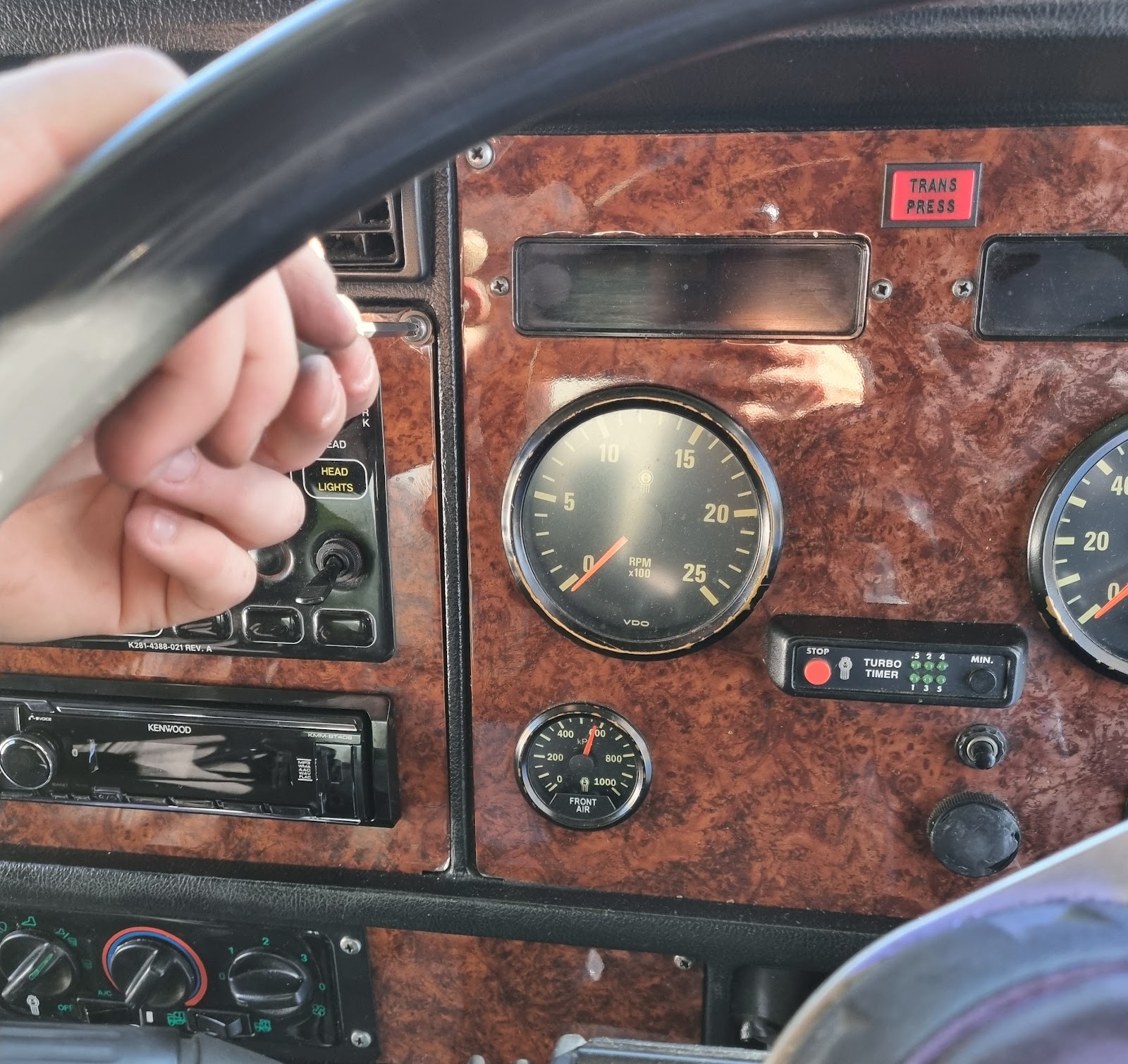Moruya Auto Electrics, Air Conditioning and Batteries