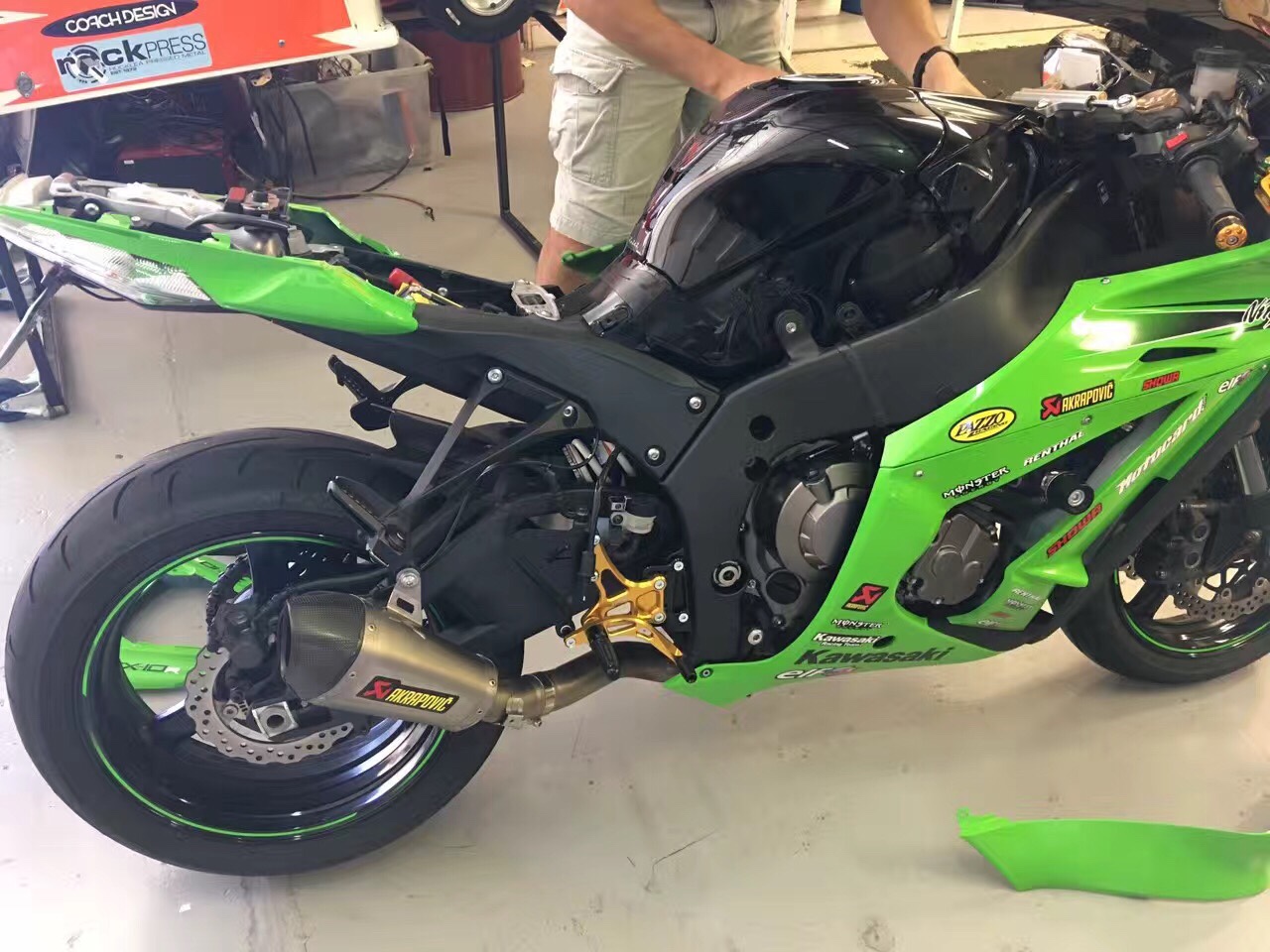 Redback Racepaint (M/C smash repairs)