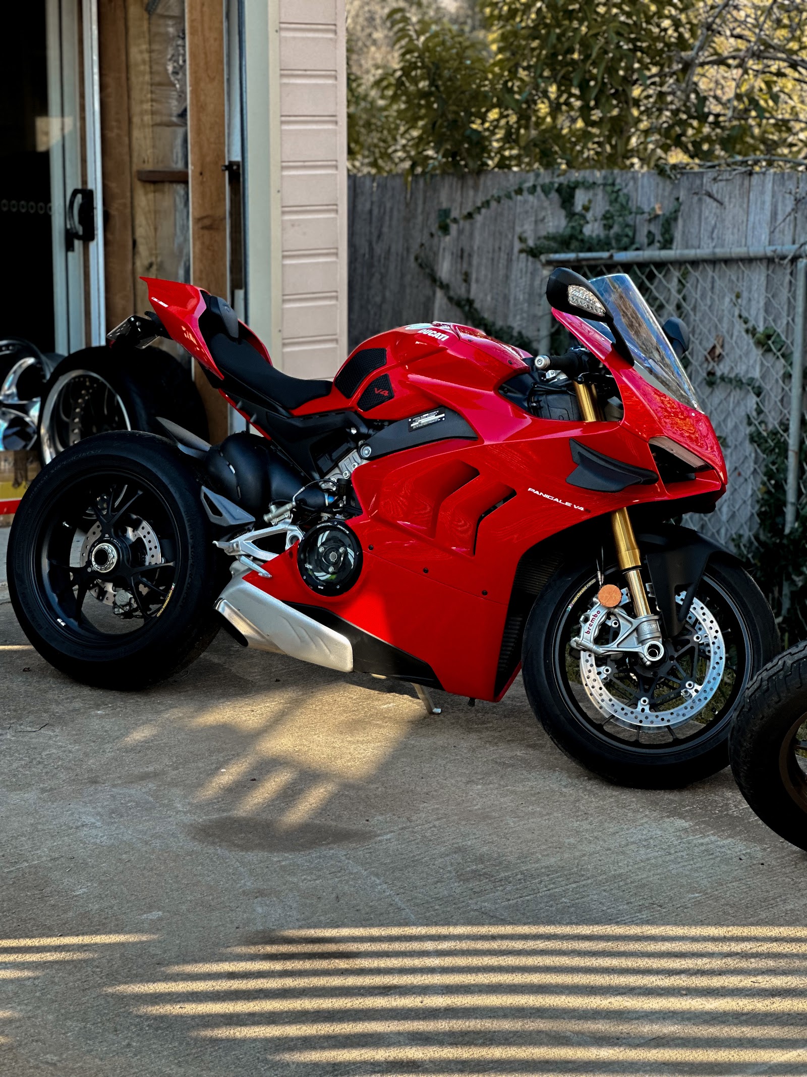 Eye candy motorcycles & Servicing
