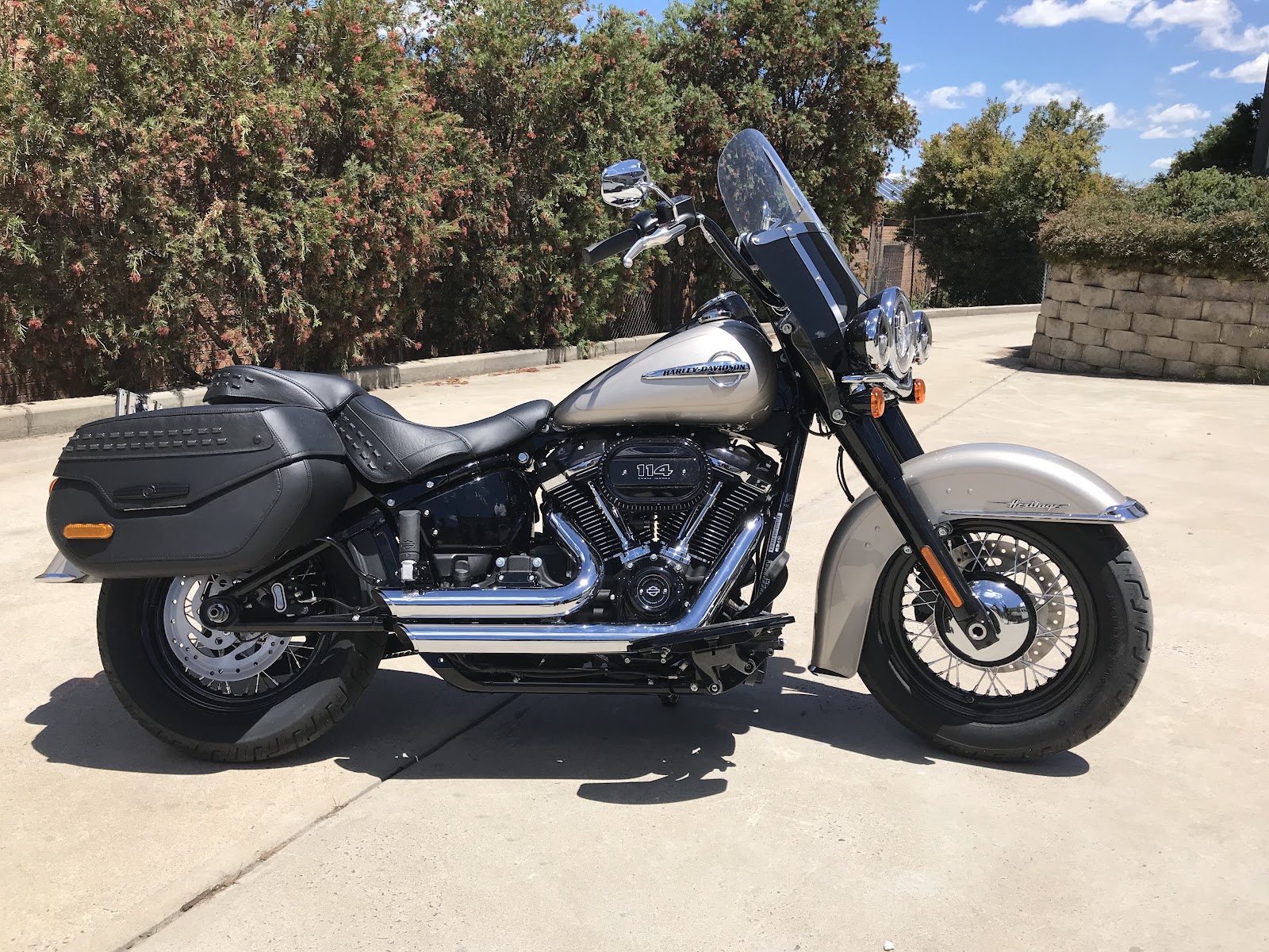Eye candy motorcycles & Servicing