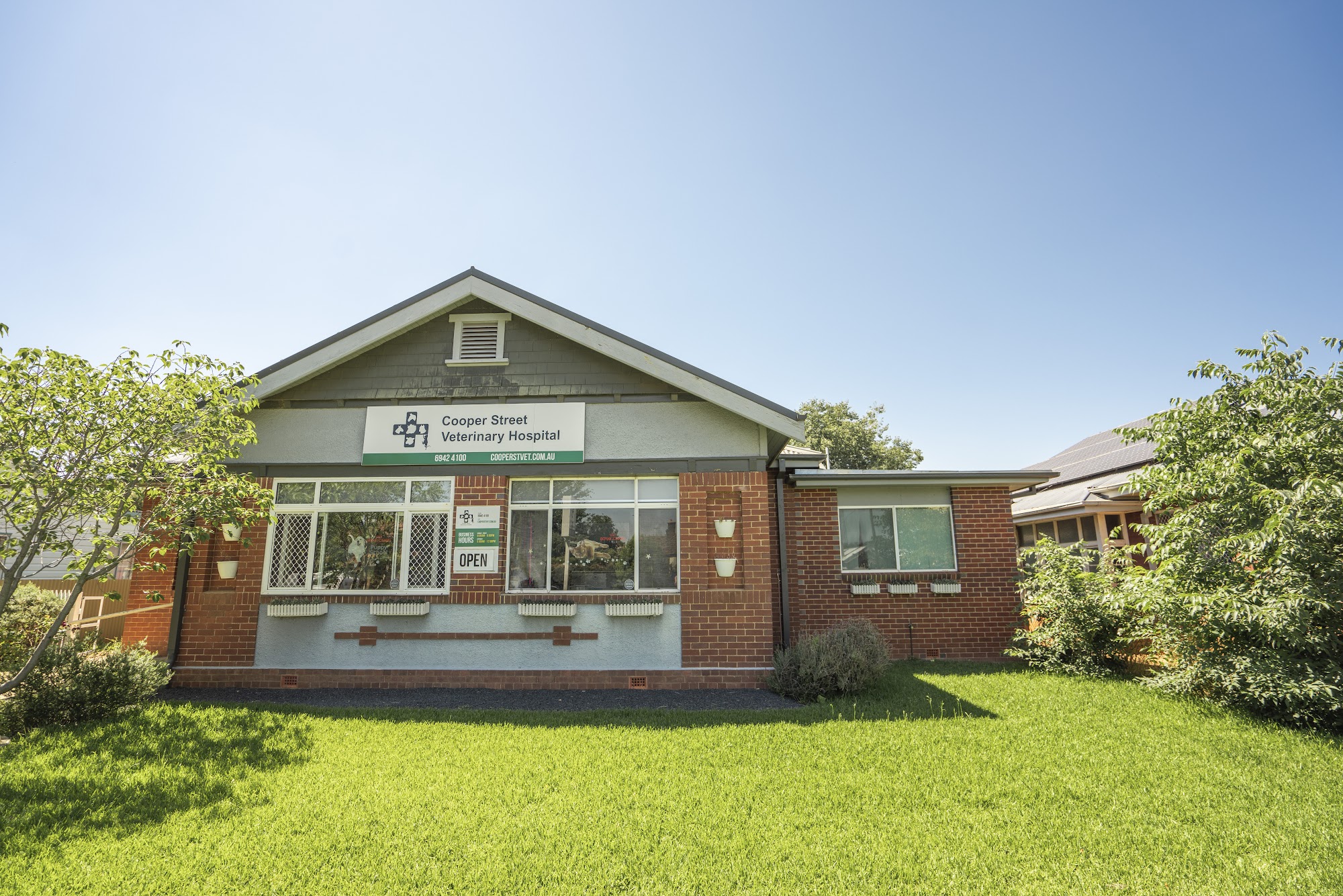 Cooper Street Veterinary Hospital — Pet Groomers