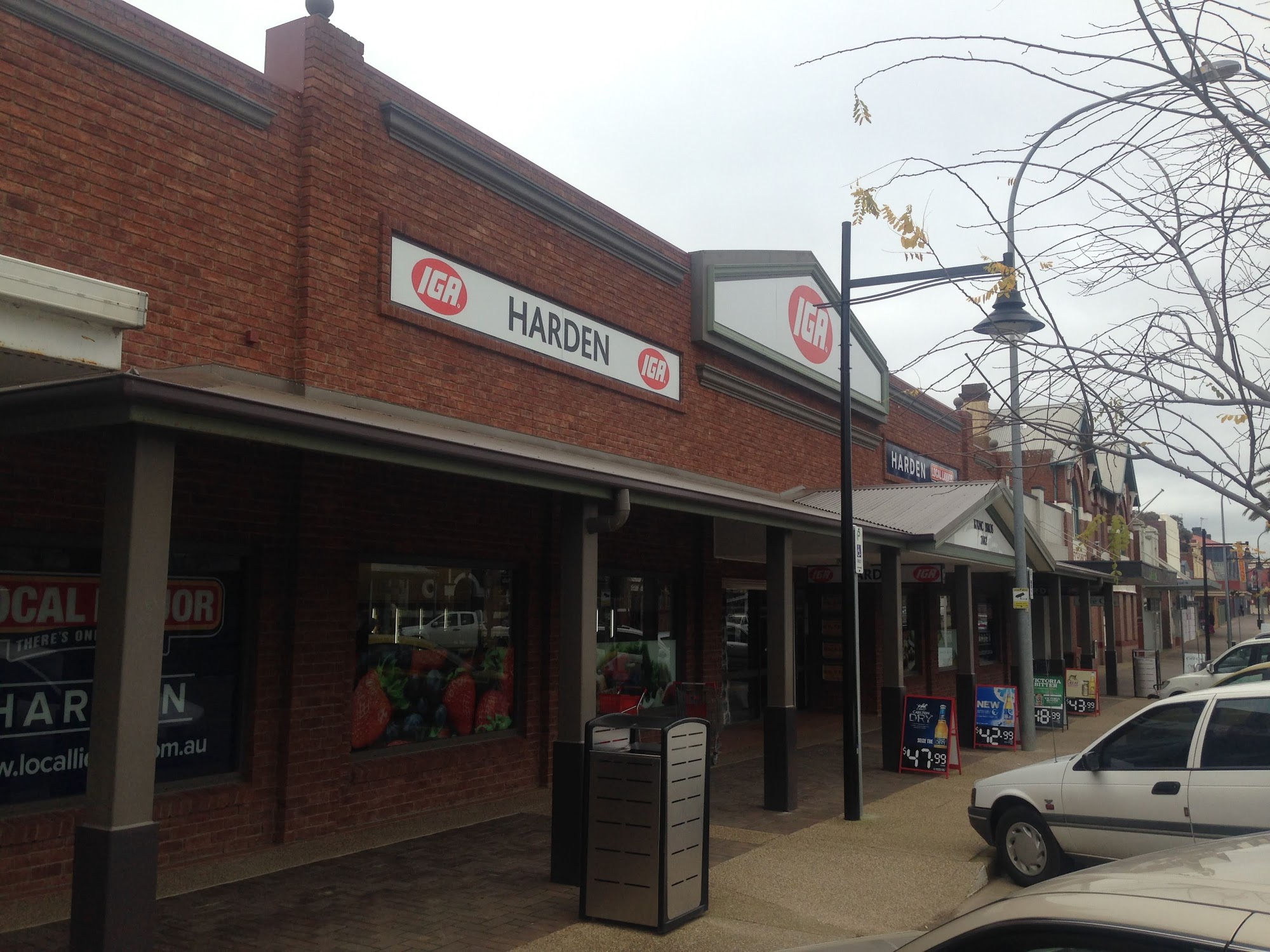 SUPABARN HARDEN — Pet Groomers
