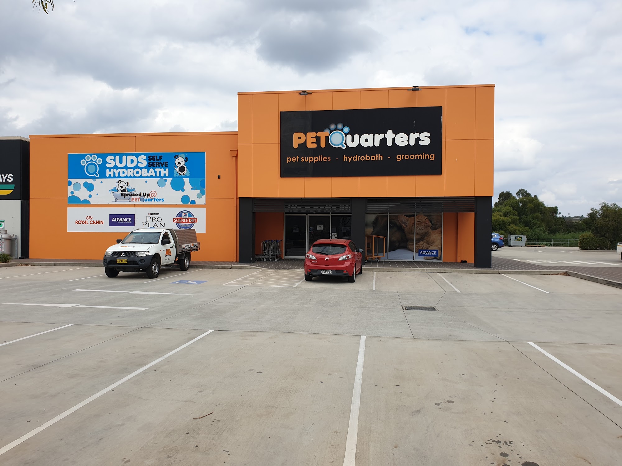 PETQuarters — Pet Groomers