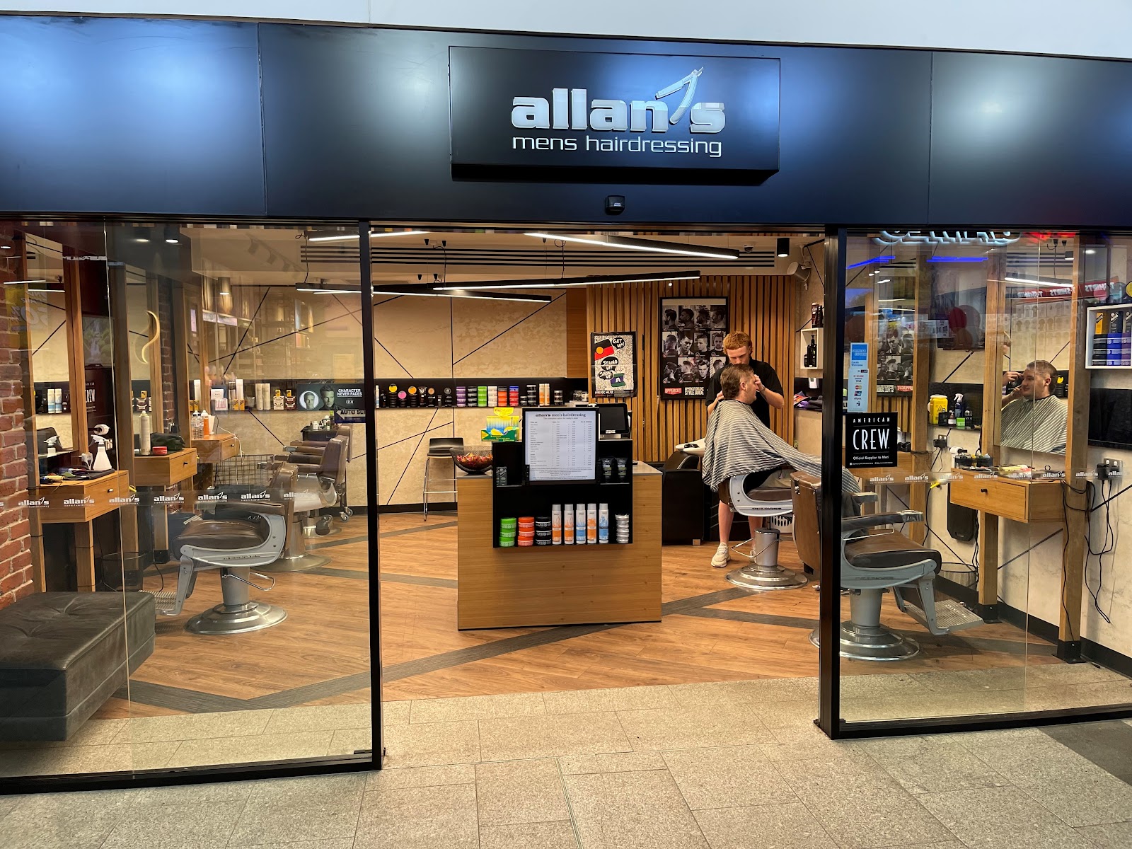 Allan’s Men’s Hairdressing — Pet Groomers