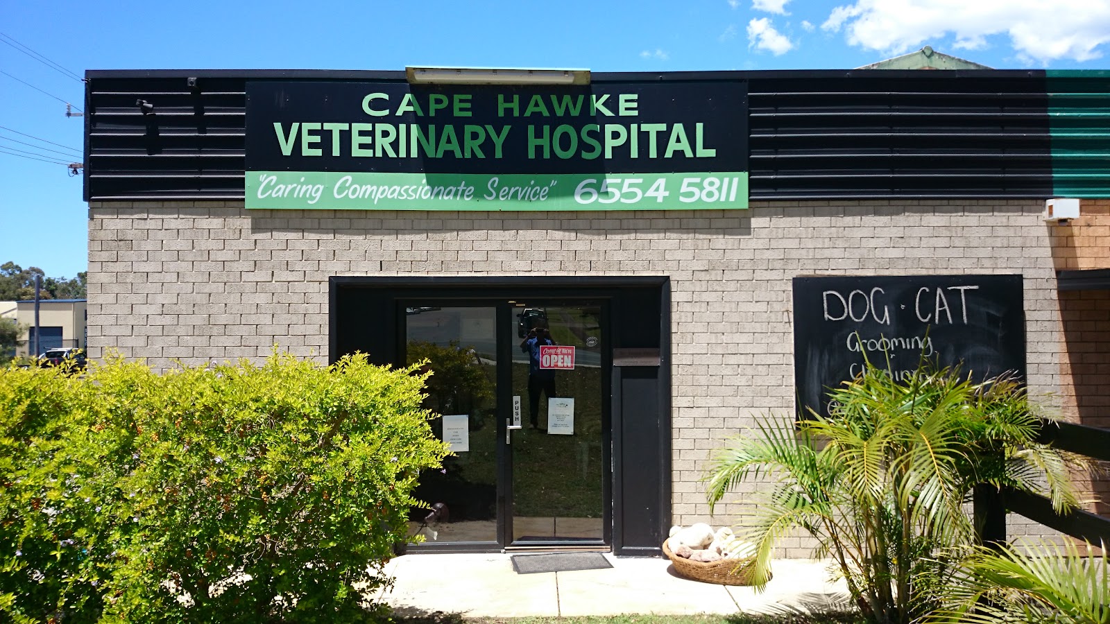 Cape Hawke Veterinary Hospital — Pet Groomers