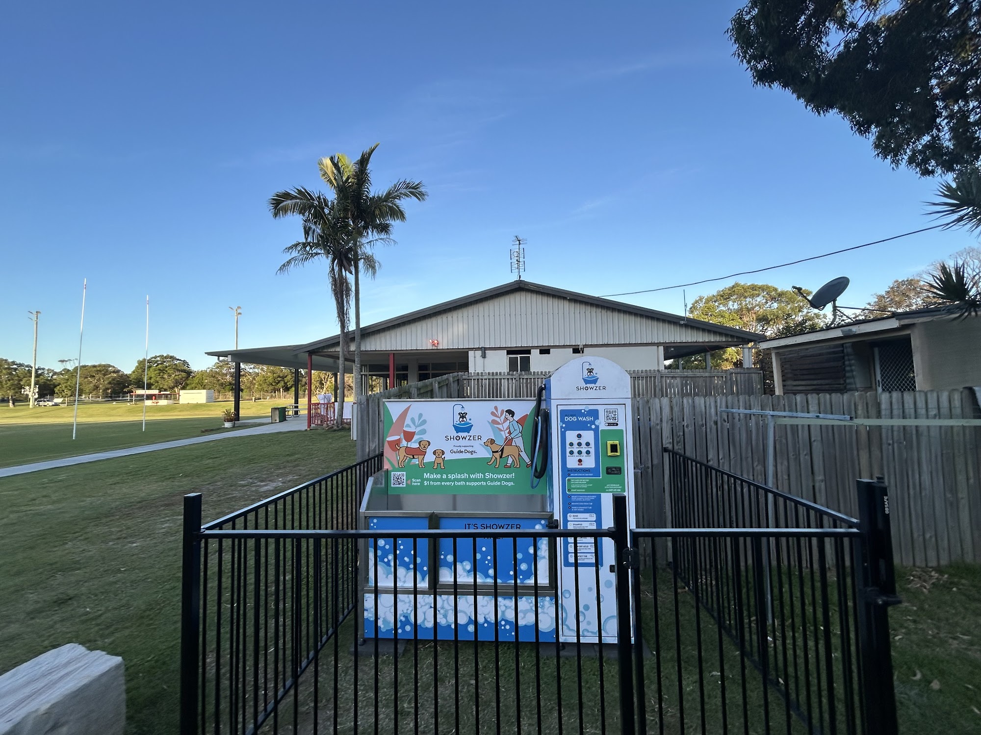 Showzer Dog Wash - Byron Bay Red Devils RLFC — Pet Groomers