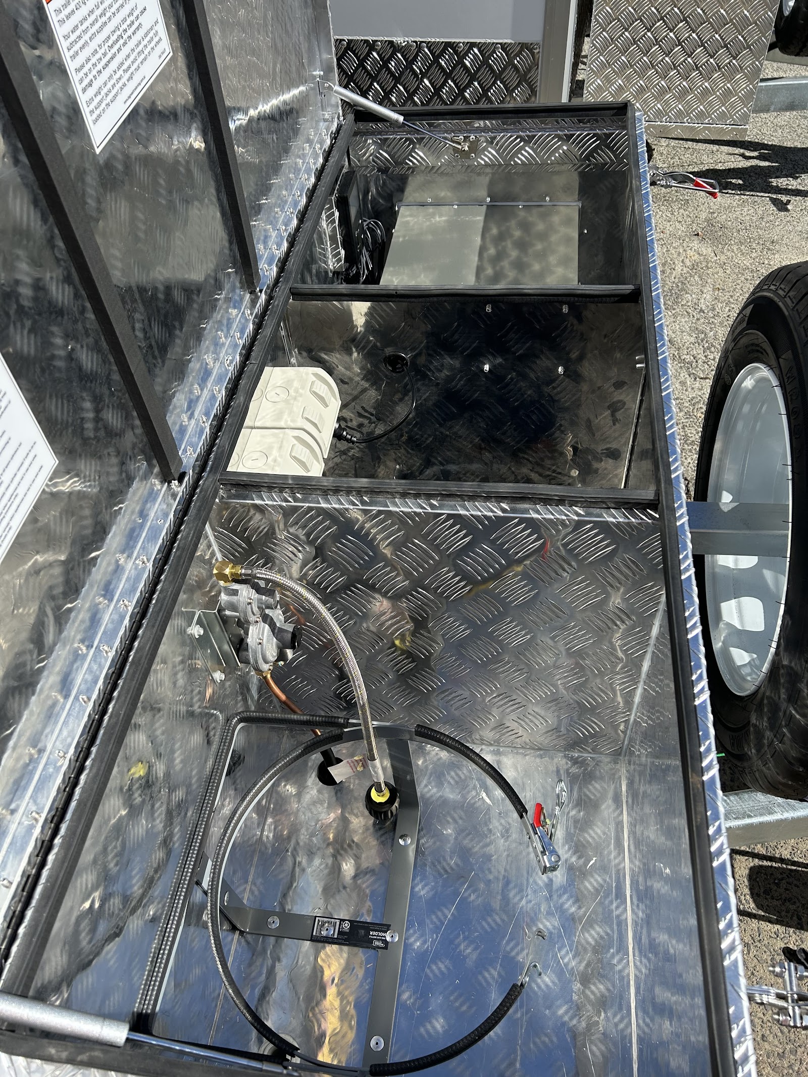 Dog Wash Trailer King — Pet Groomers