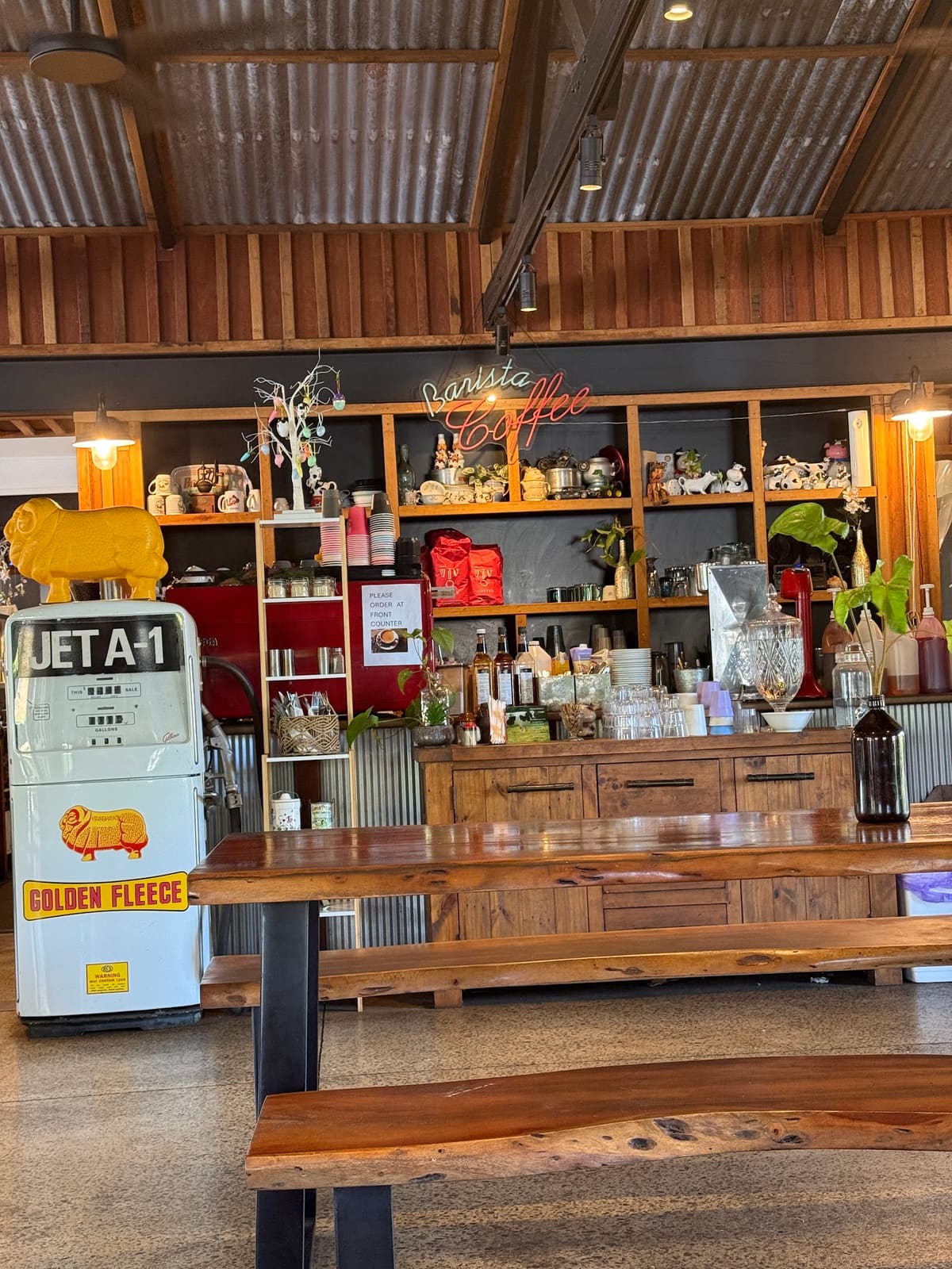 Moo Moo Roadhouse
