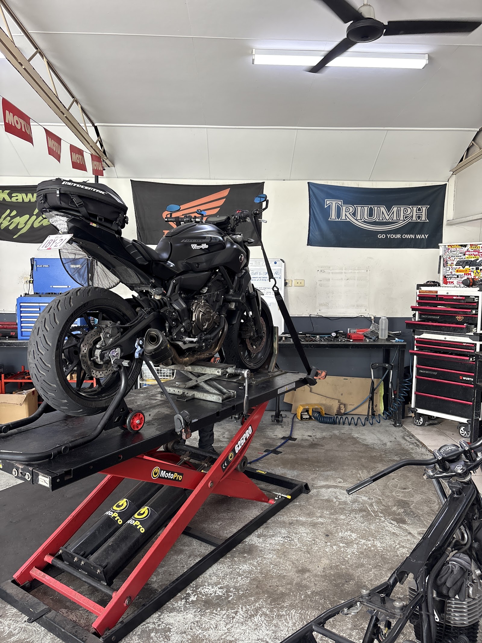 Gold Coast Motorcycle Tyres & Mechanical