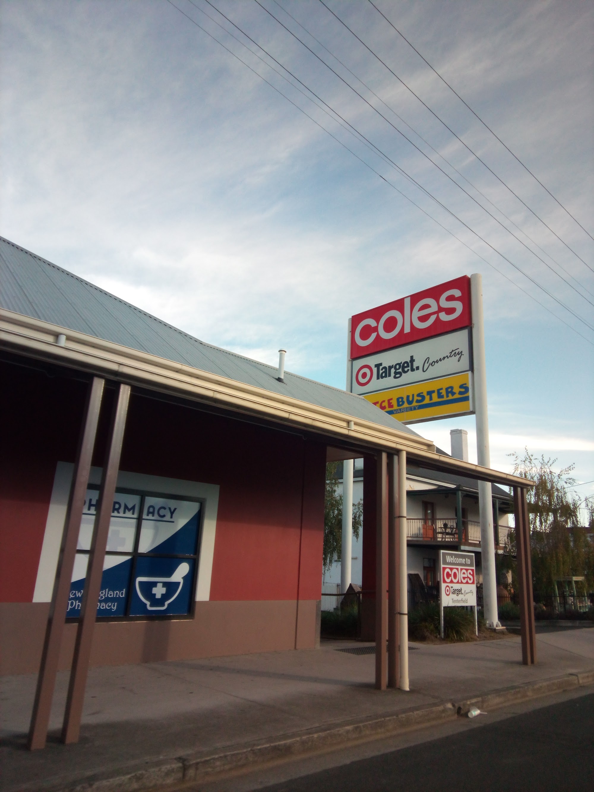 Price Busters Variety Tenterfield — Pet Groomers