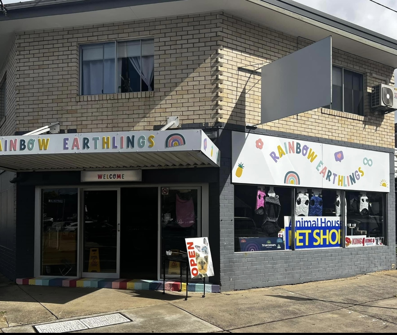 Animal House pet shop — Pet Groomers