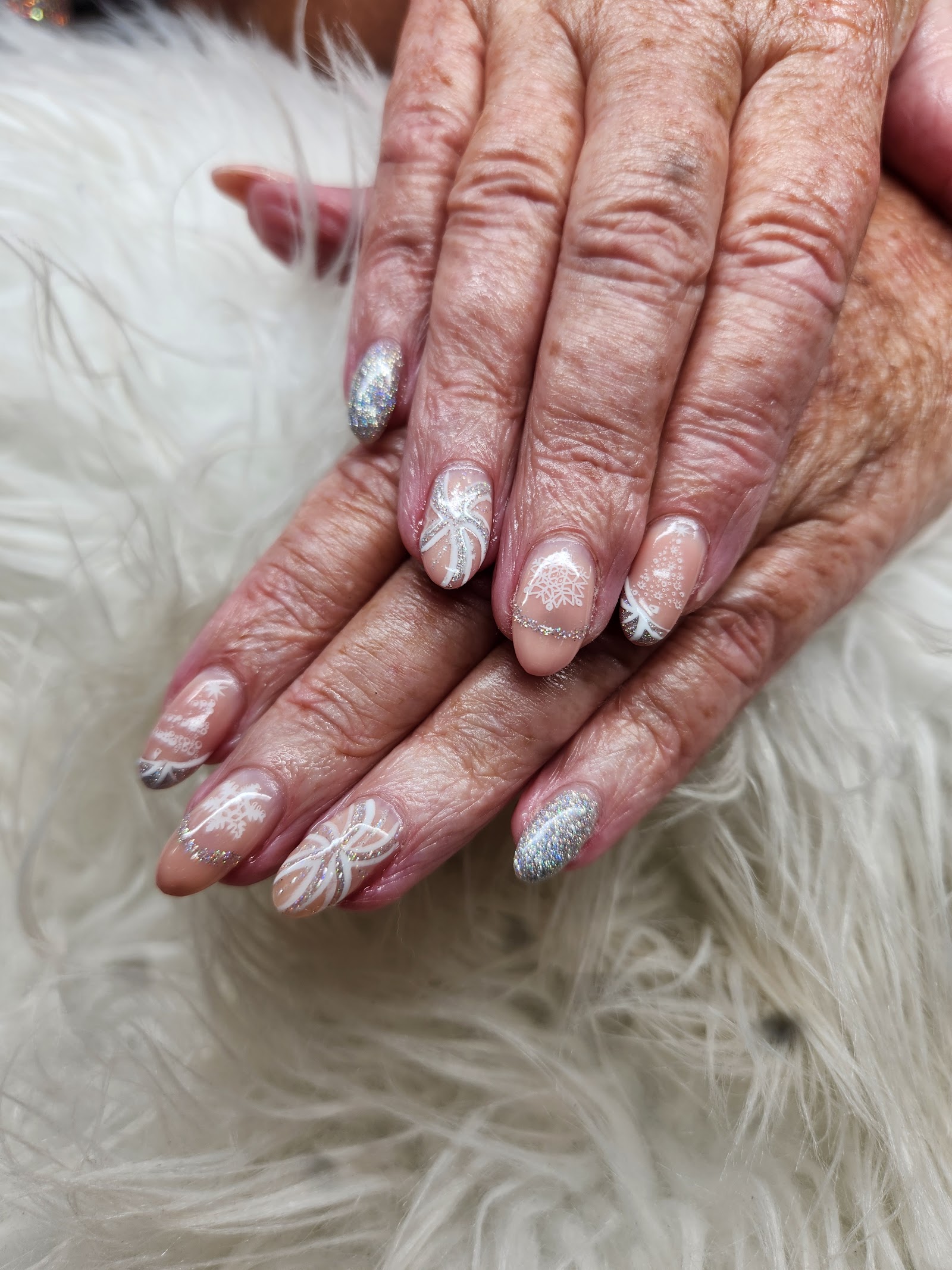 Kellies Custom Claws and Sparkle by Kellie south west rocks