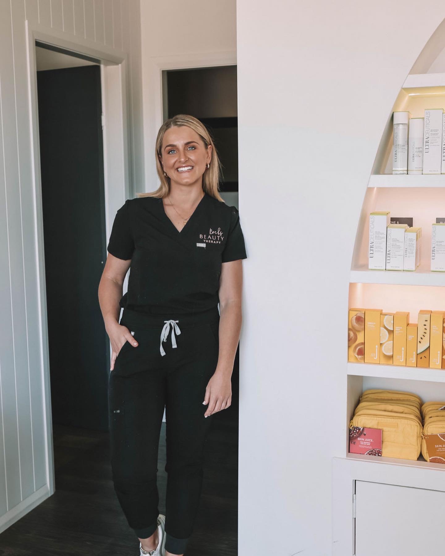 Bespoke Glow — Pet Groomers