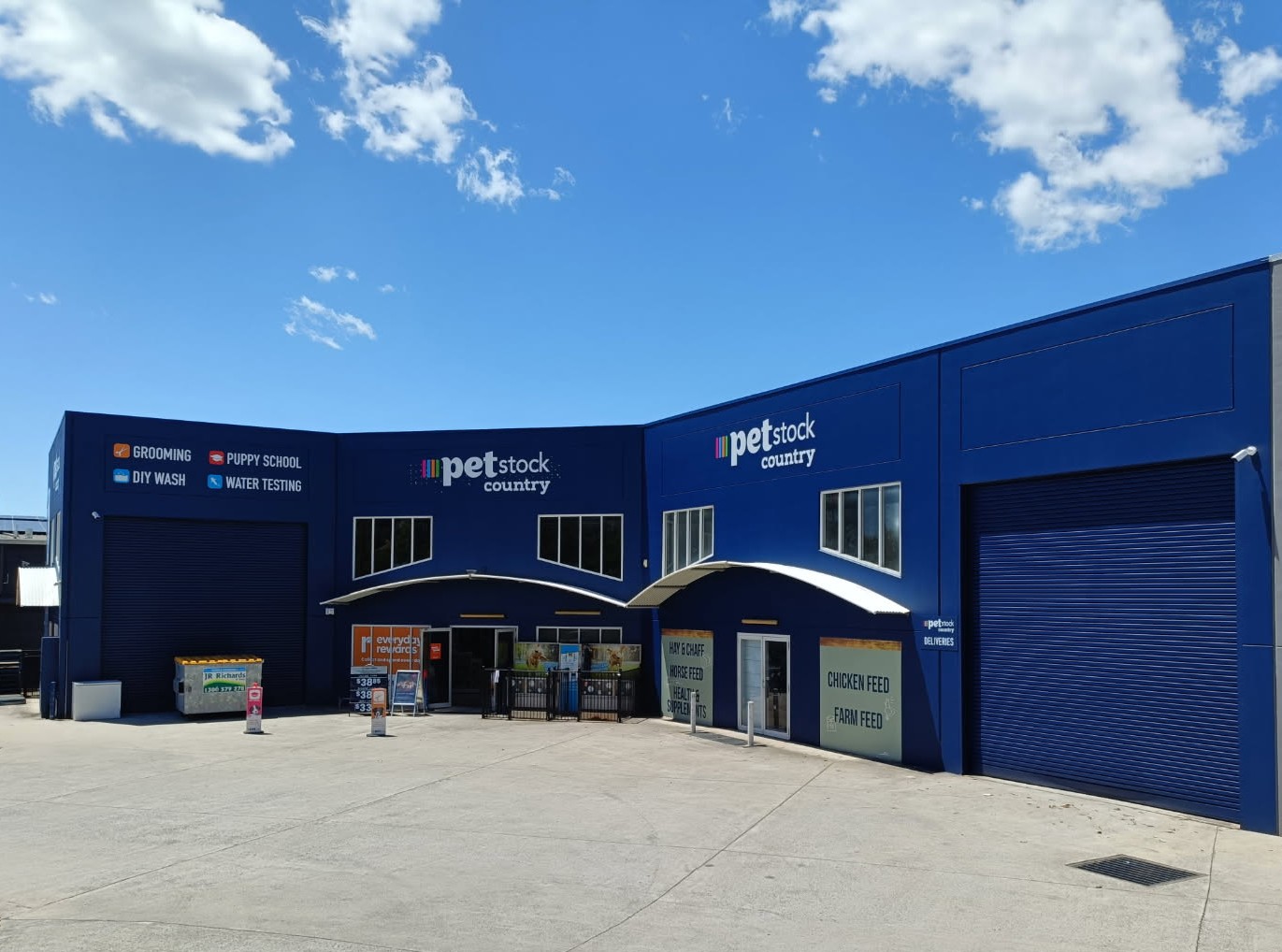 Petstock Country Port Macquarie — Pet Groomers