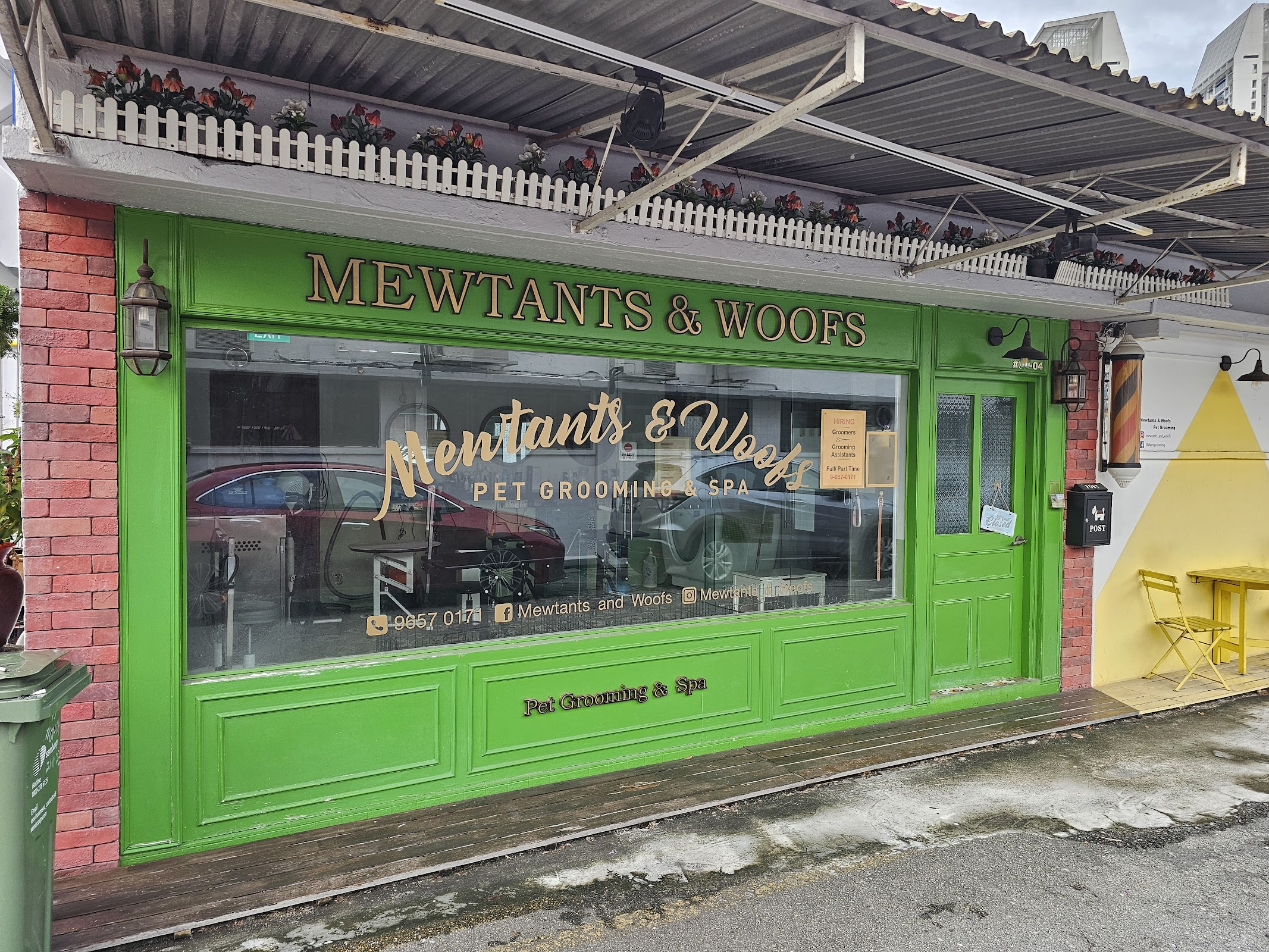 Mewtants & Woofs (Tiong Bahru)